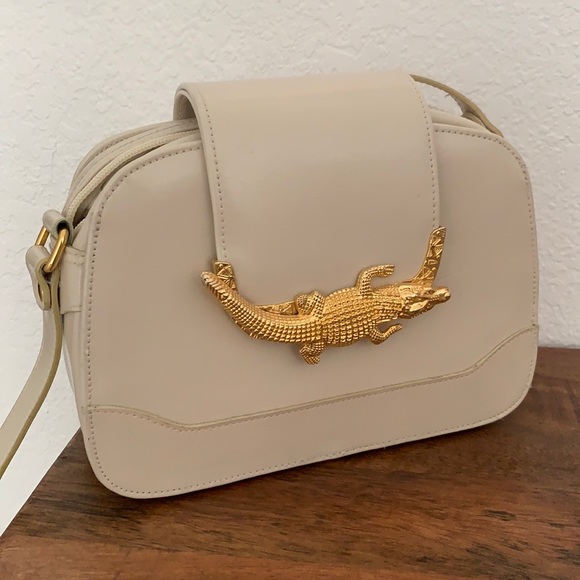 Handbags - Vintage purse with gold metal alligator 🐊